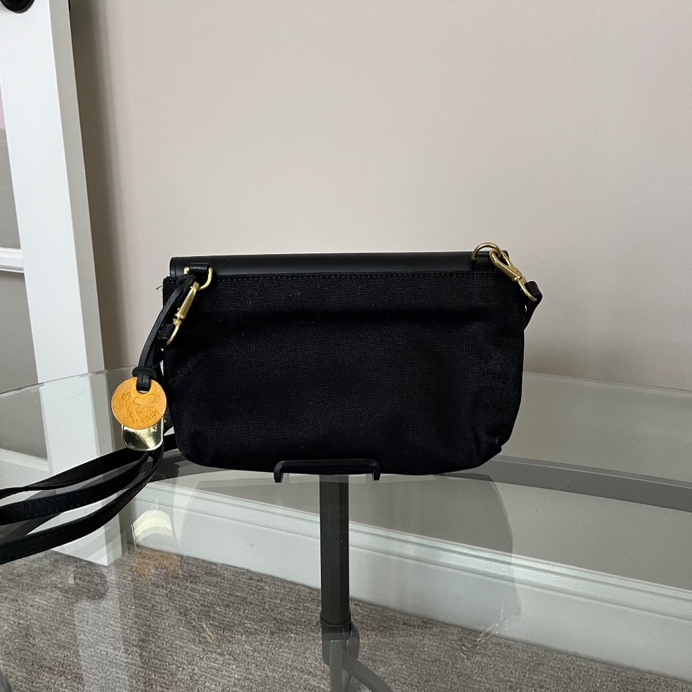 R Riveter Patton crossbody - Picture 2 of 7